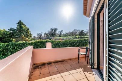 Moradia T4 para Venda em Estômbar e Parchal