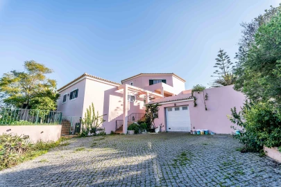 Moradia T4 para Venda em Estômbar e Parchal