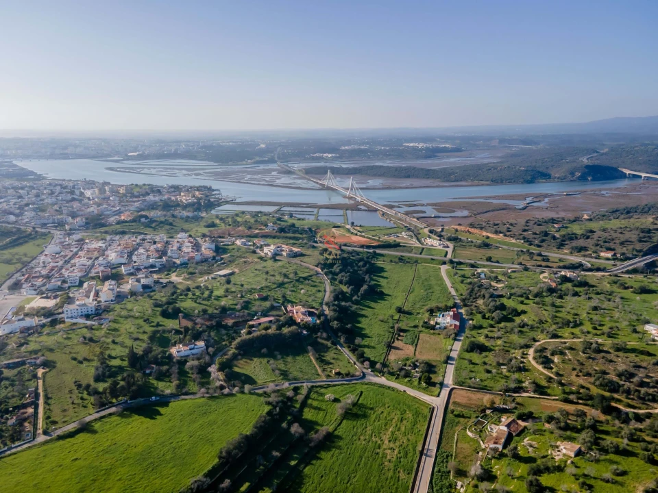 Moradia T4 para Venda em Estômbar e Parchal Foto 59