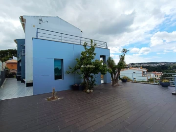 Moradia T4 para Venda em Sesimbra (Castelo)