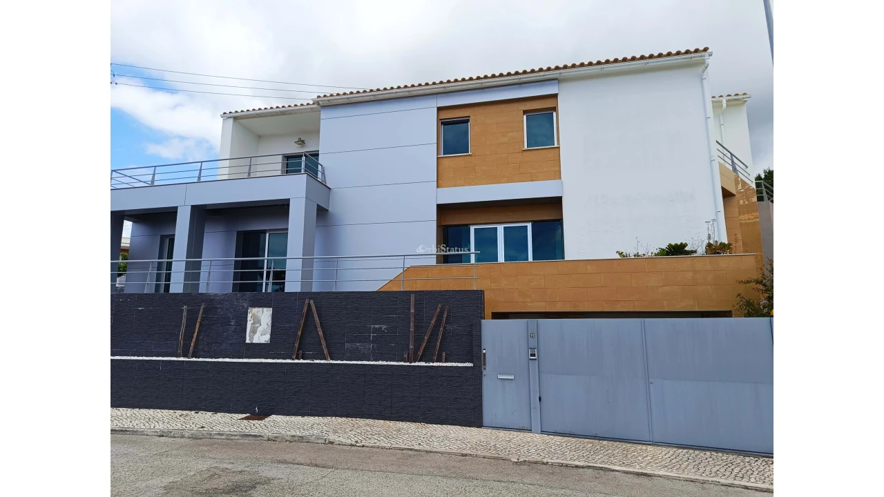 Moradia T4 para Venda em Sesimbra (Castelo) Foto 4