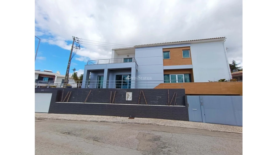 Moradia T4 para Venda em Sesimbra (Castelo) Foto 5