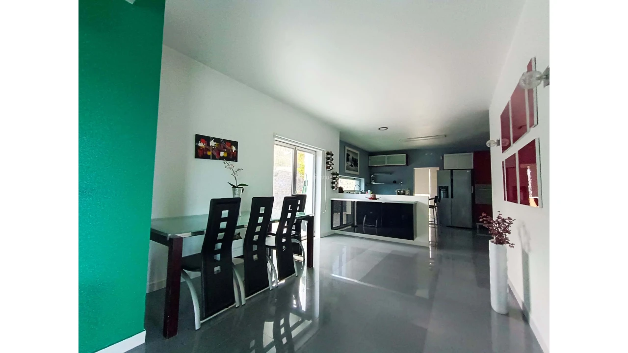 Moradia T4 para Venda em Sesimbra (Castelo) Foto 37