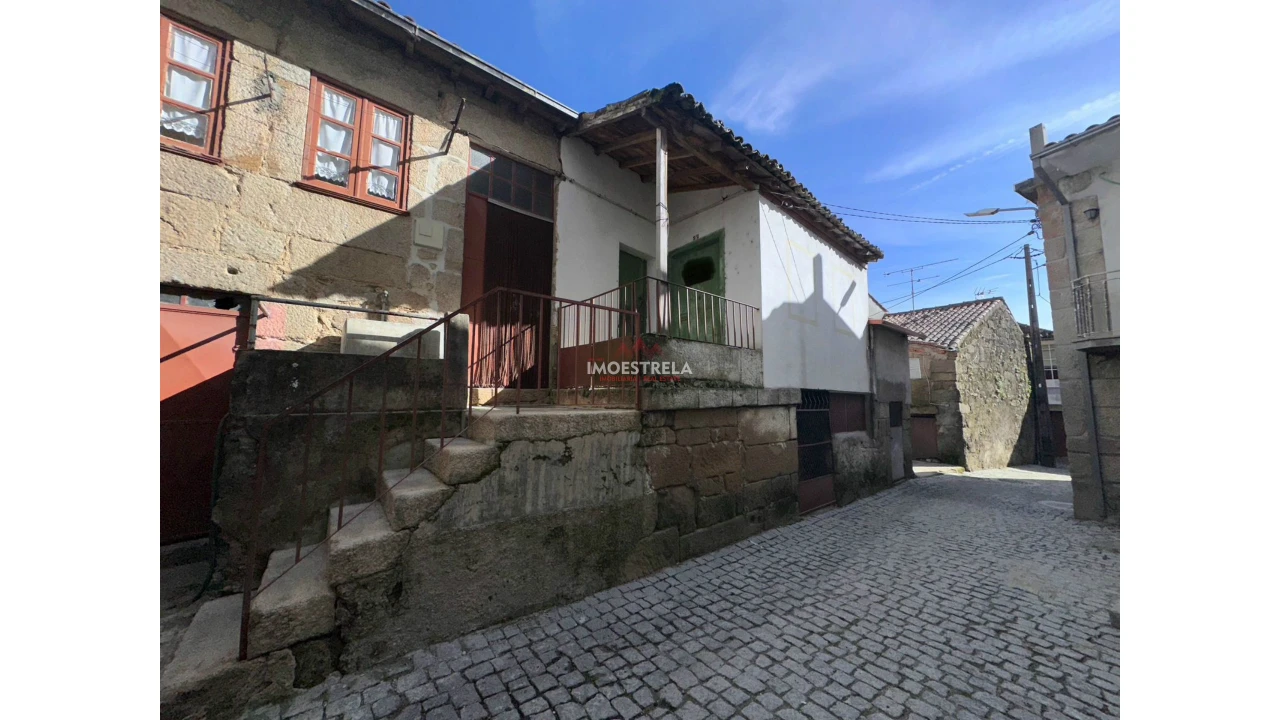 Moradia T2 para Venda em Pinhanços Foto 1