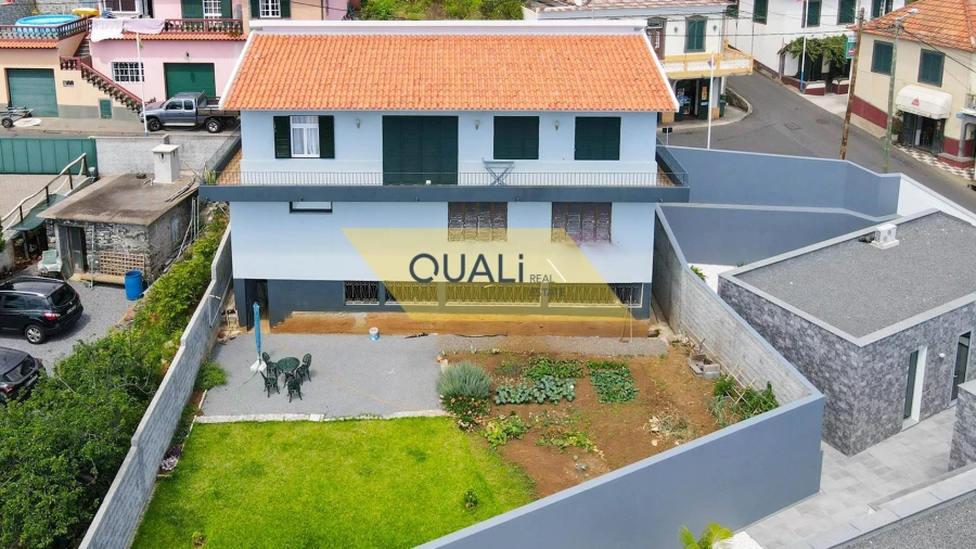 Moradia T3 para Venda em Ponta do Sol Foto 2