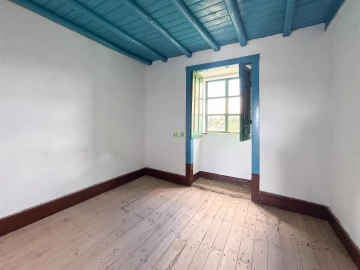 Quinta T4 para Venda em Vale de Prazeres e Mata da Rainha