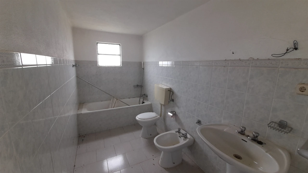 Quinta T4 para Venda em Vale de Prazeres e Mata da Rainha Foto 41