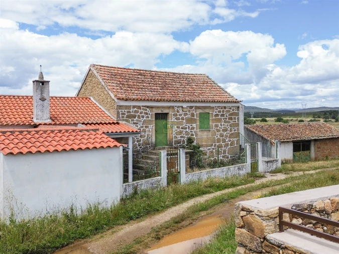 Quinta T4 para Venda em Vale de Prazeres e Mata da Rainha Foto 56