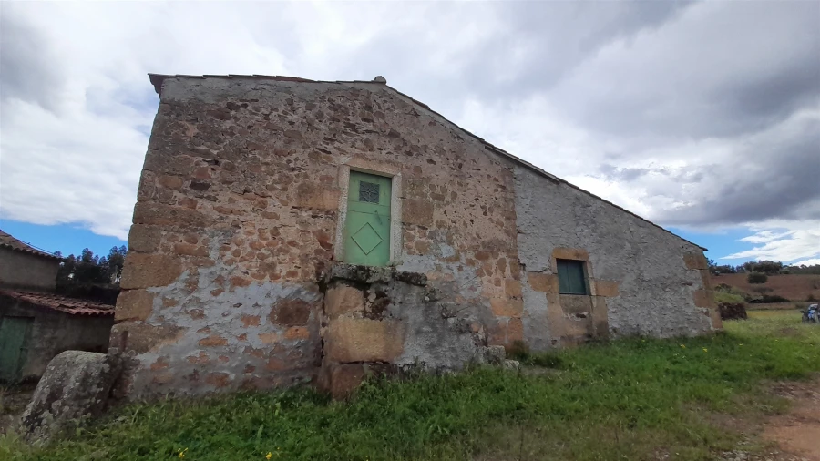 Quinta T4 para Venda em Vale de Prazeres e Mata da Rainha Foto 28