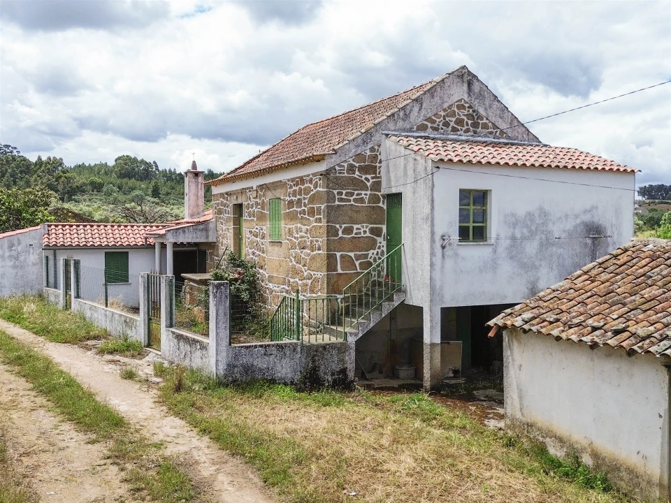 Quinta T4 para Venda em Vale de Prazeres e Mata da Rainha Foto 99