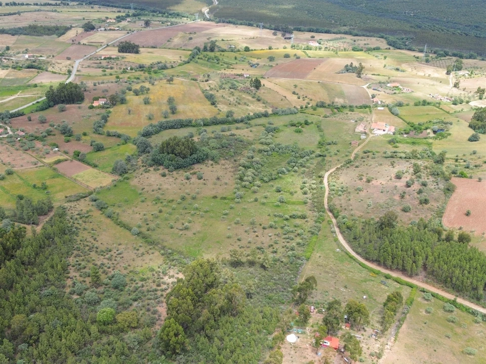 Quinta T4 para Venda em Vale de Prazeres e Mata da Rainha Foto 105