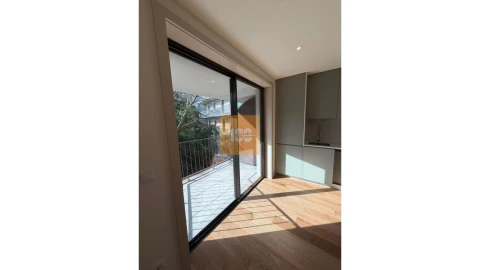 Apartamento T1 para Venda em Cedofeita, Santo Ildefonso, Sé, Miragaia, São Nicolau e Vitória
