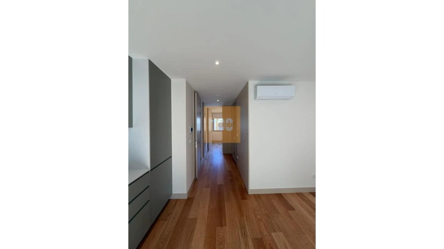 Apartamento T1 para Venda em Cedofeita, Santo Ildefonso, Sé, Miragaia, São Nicolau e Vitória Foto 7