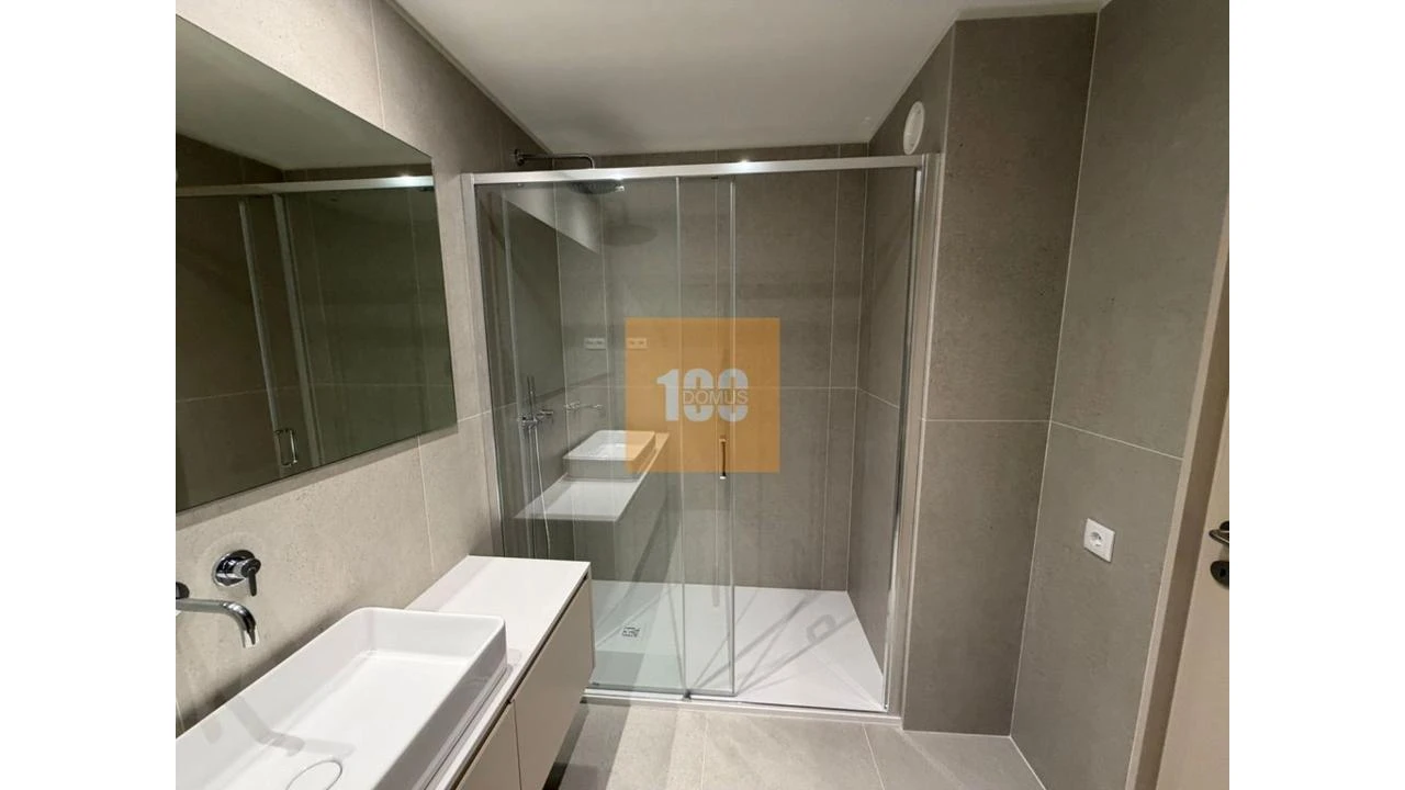 Apartamento T1 para Venda em Cedofeita, Santo Ildefonso, Sé, Miragaia, São Nicolau e Vitória Foto 12