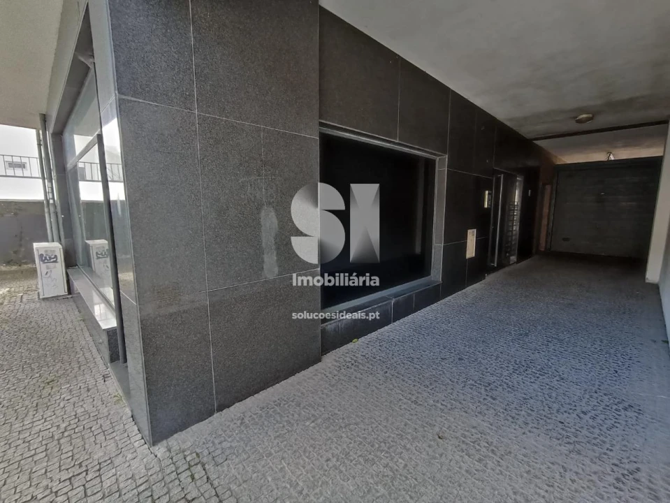 Negócio para Venda em Cidade da Maia Foto 5