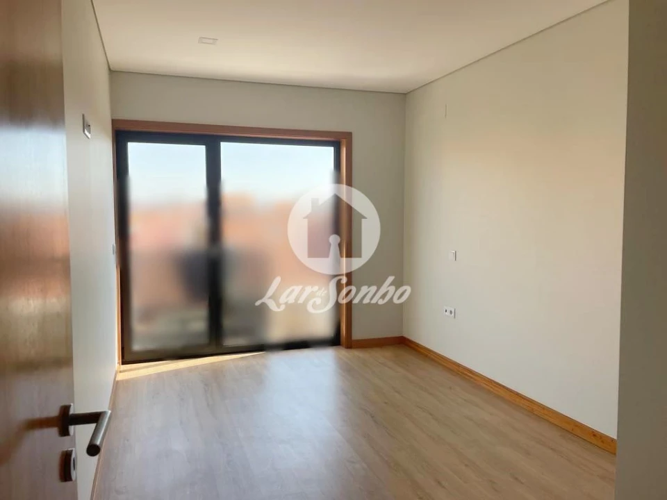 Apartamento T2 para Venda em Vila do Conde Foto 11