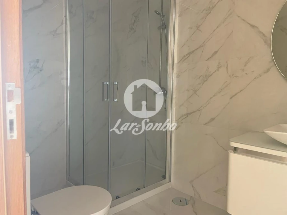 Apartamento T2 para Venda em Vila do Conde Foto 12