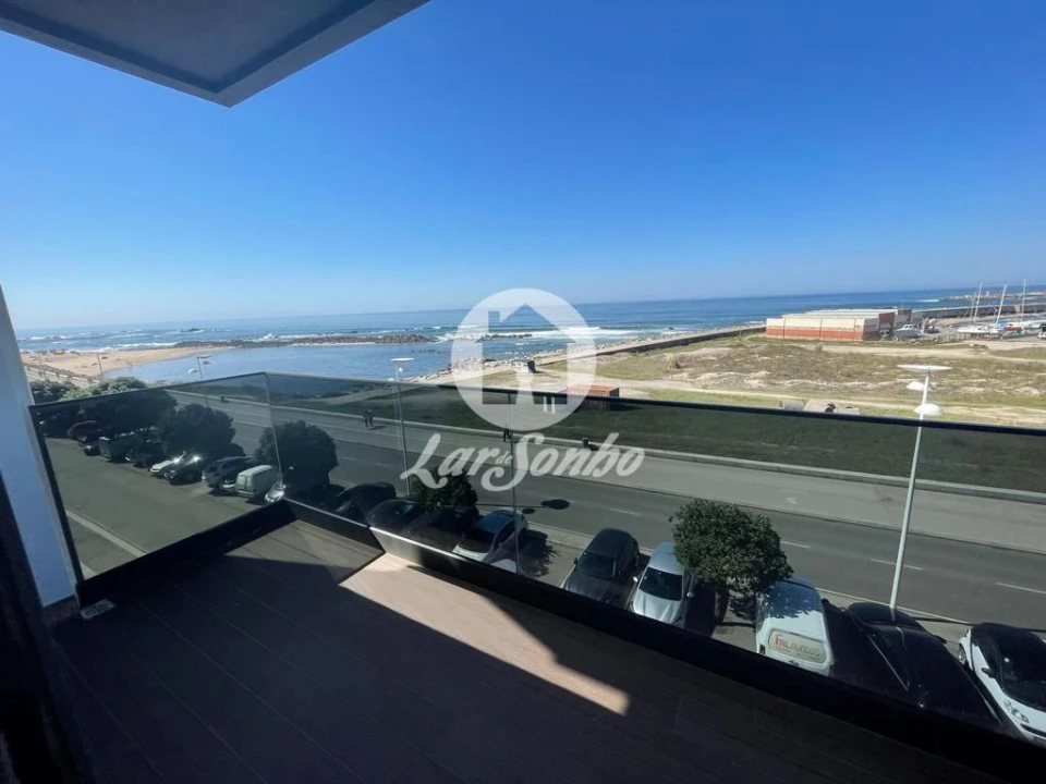 Apartamento T2 para Venda em Vila do Conde Foto 1