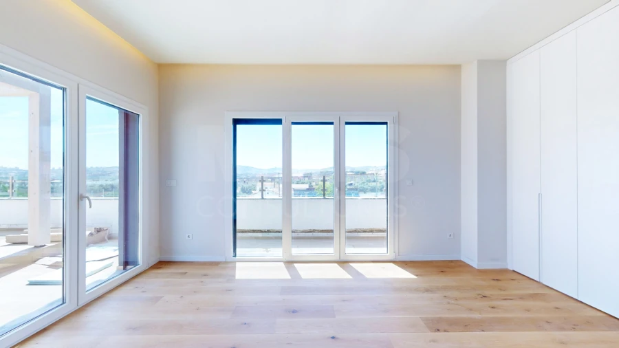 Apartamento T4 para Venda em Santo Antão e São Julião do Tojal Foto 7