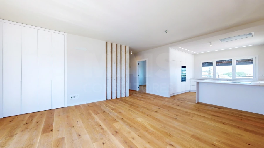 Apartamento T4 para Venda em Santo Antão e São Julião do Tojal Foto 6