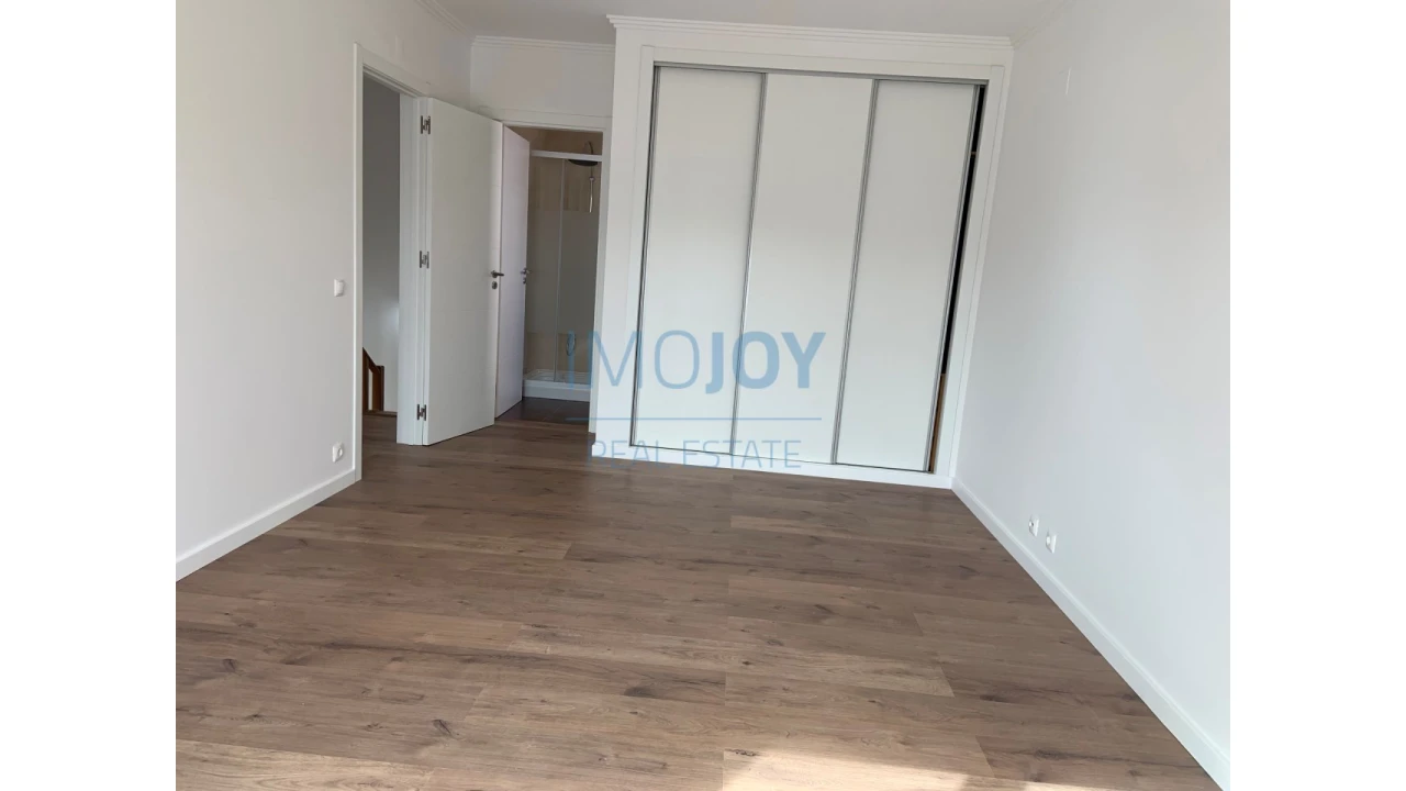 Moradia T3 para Venda em Ericeira Foto 23