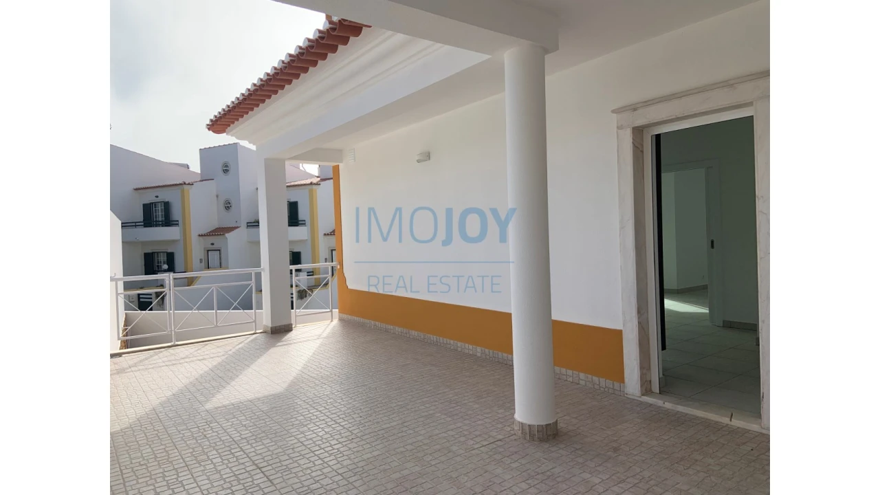 Moradia T3 para Venda em Ericeira Foto 16