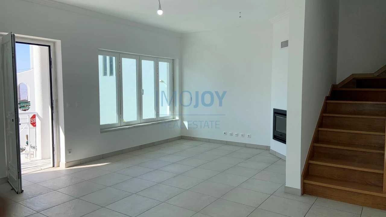 Moradia T3 para Venda em Ericeira Foto 4