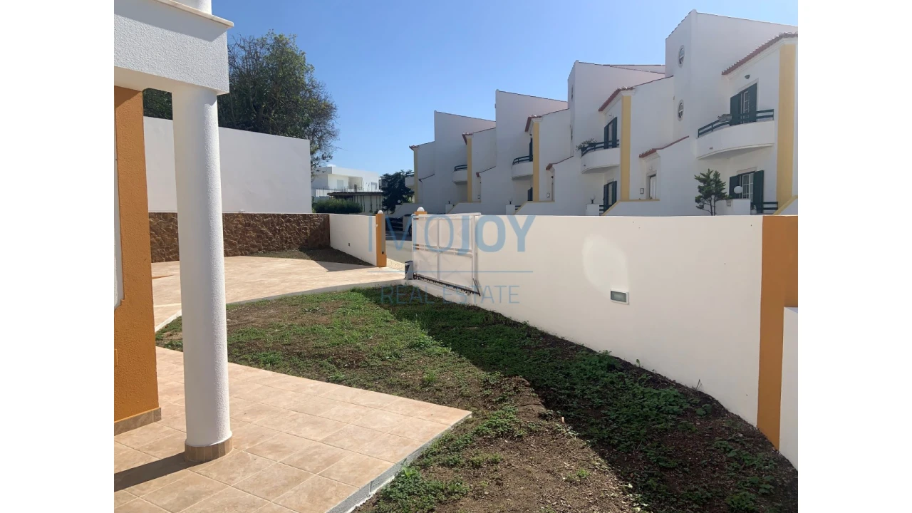 Moradia T3 para Venda em Ericeira Foto 2