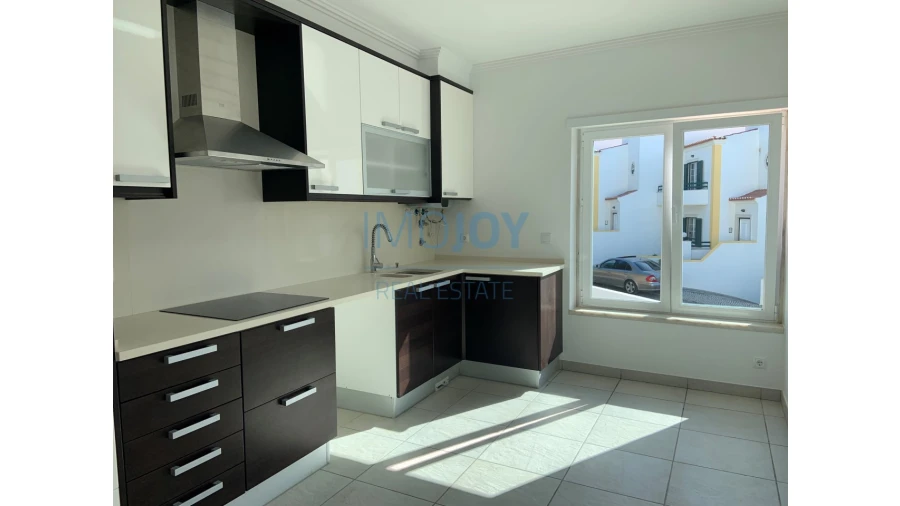 Moradia T3 para Venda em Ericeira Foto 11