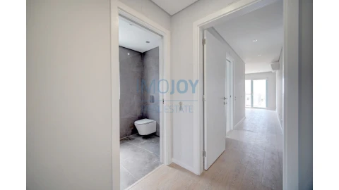Apartamento T3 para Venda em Carcavelos e Parede