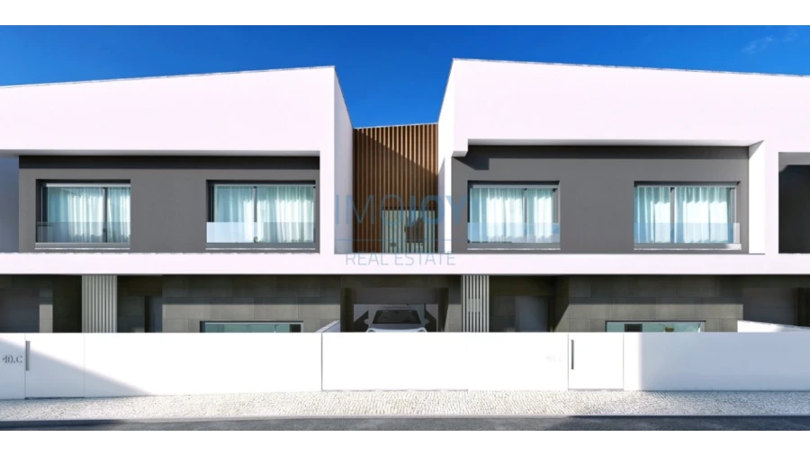 Moradia T4 para Venda em Loures Foto 23