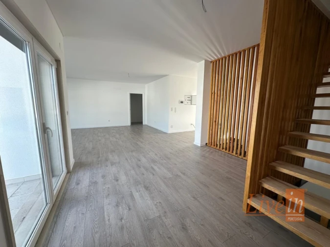 Apartamento T3 para Venda em Carvoeira Foto 7