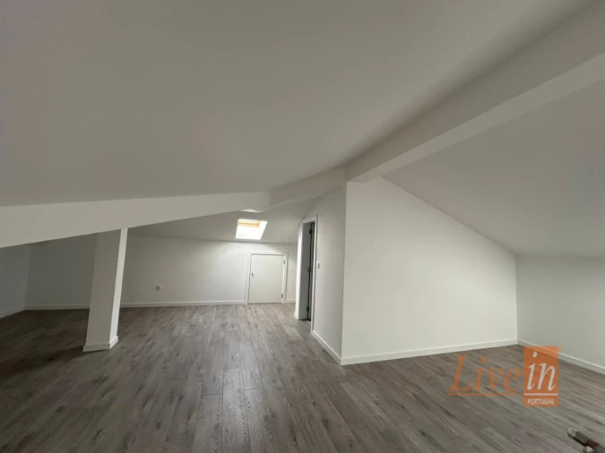 Apartamento T3 para Venda em Carvoeira Foto 18