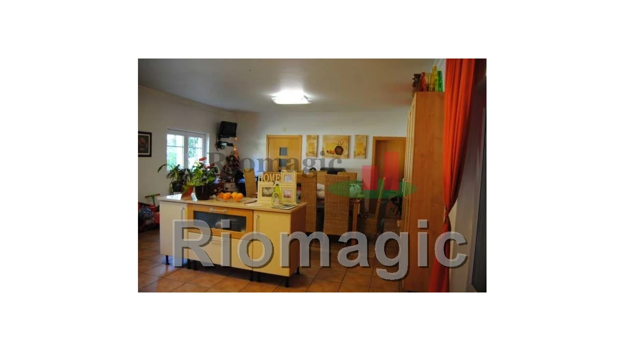 Moradia T5 para Venda em Arrouquelas Foto 6