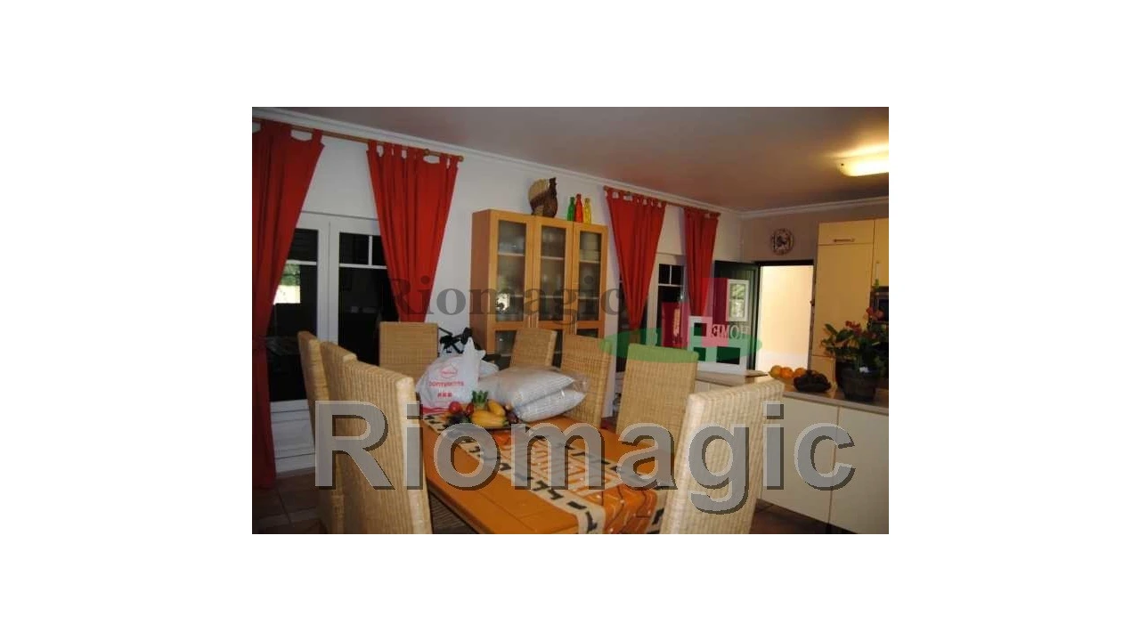 Moradia T5 para Venda em Arrouquelas Foto 7