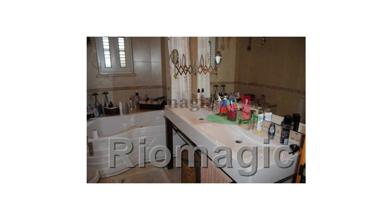 Moradia T5 para Venda em Arrouquelas Foto 18