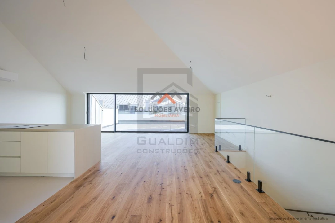 Apartamento T3 para Venda em Glória e Vera Cruz Foto 3