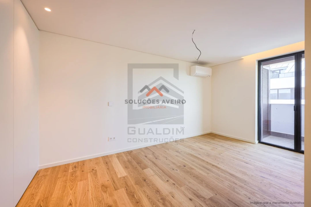 Apartamento T3 para Venda em Glória e Vera Cruz Foto 10