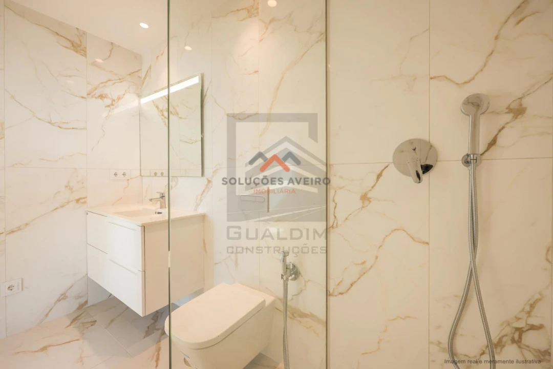 Apartamento T3 para Venda em Glória e Vera Cruz Foto 20