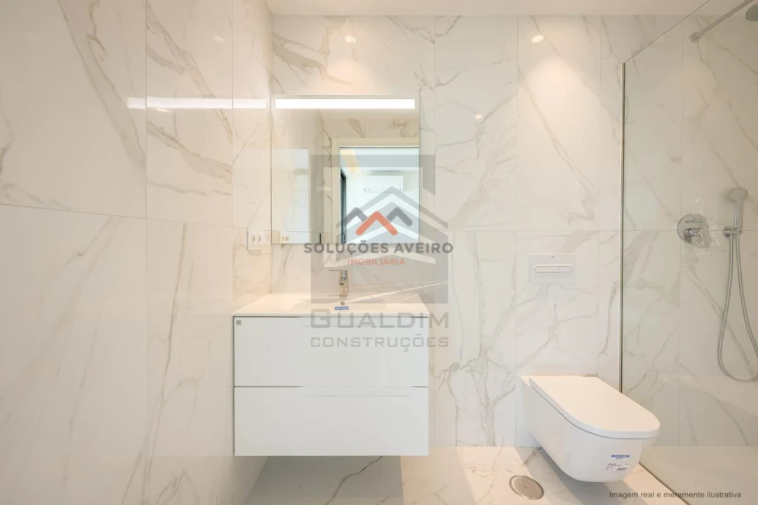 Apartamento T3 para Venda em Glória e Vera Cruz Foto 39