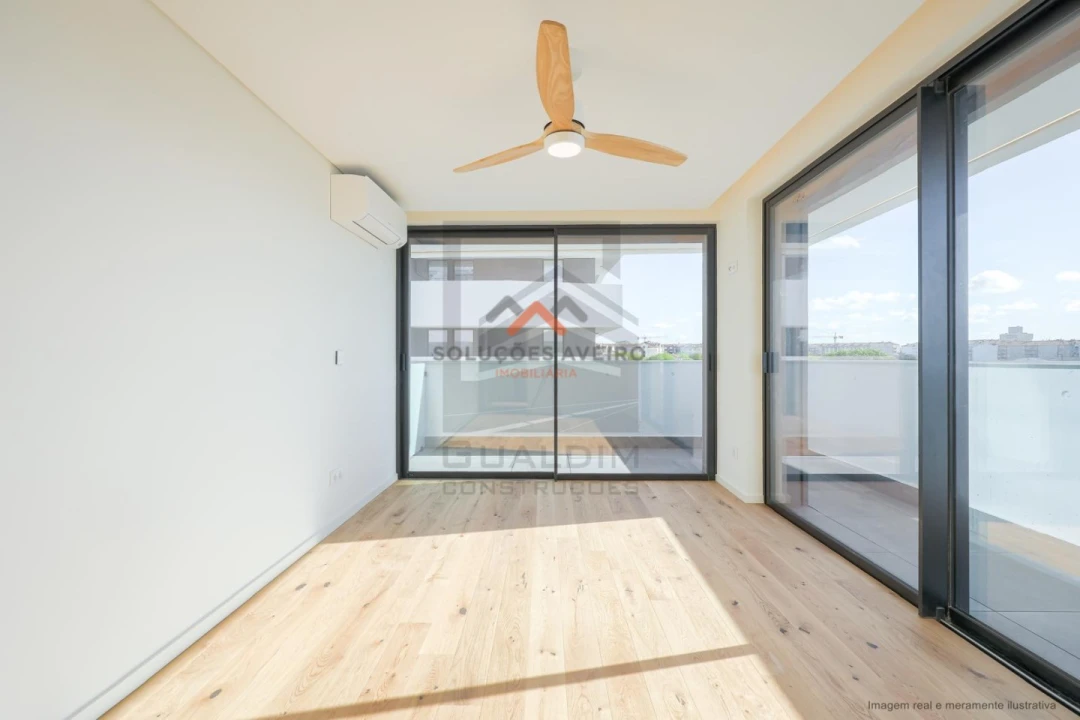 Apartamento T3 para Venda em Glória e Vera Cruz Foto 47