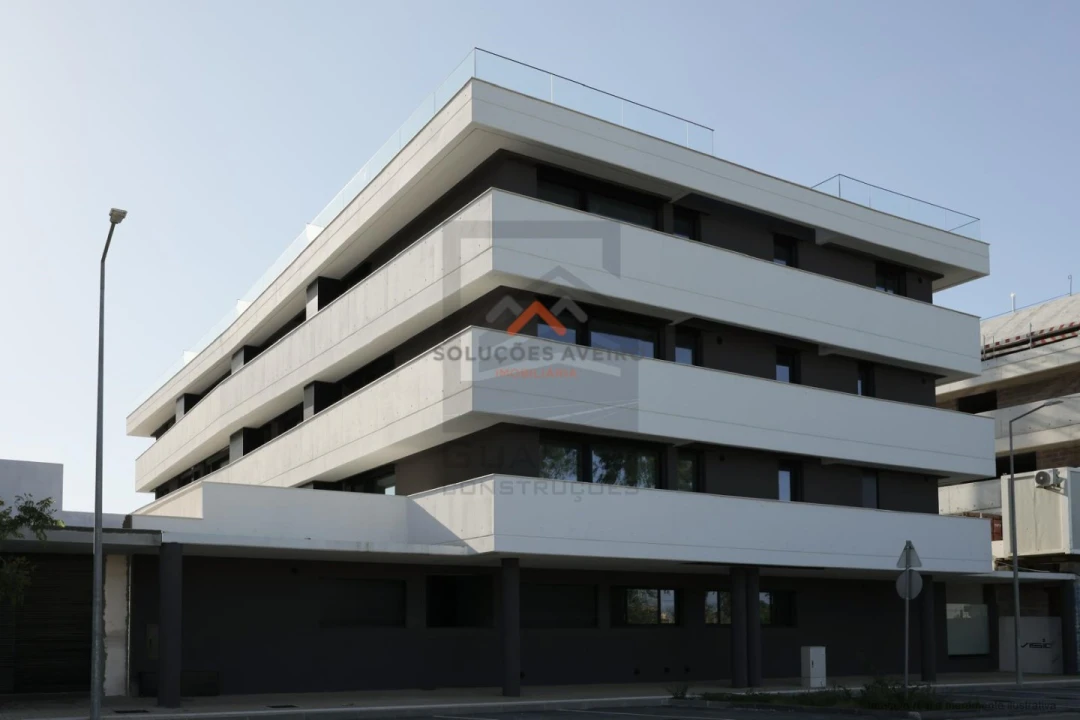 Apartamento T3 para Venda em Glória e Vera Cruz Foto 48