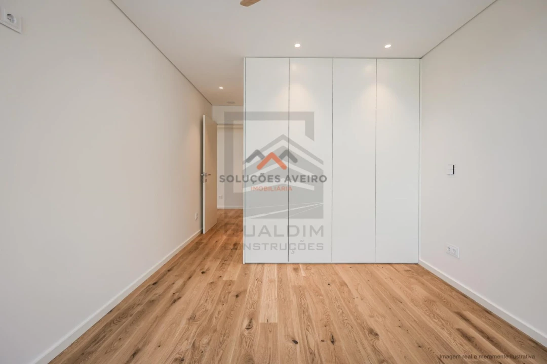 Apartamento T3 para Venda em Glória e Vera Cruz Foto 70