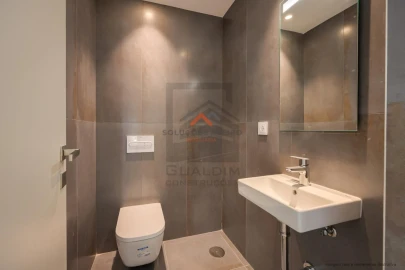 Apartamento T3 para Venda em Glória e Vera Cruz