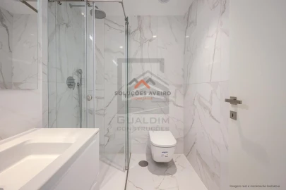 Apartamento T3 para Venda em Glória e Vera Cruz