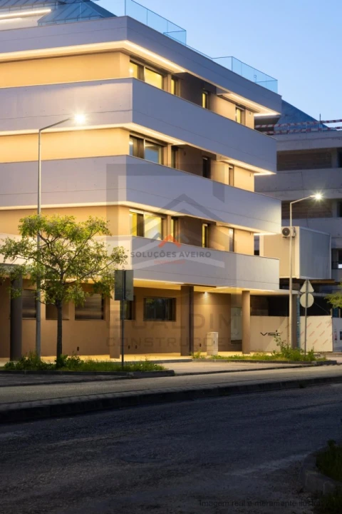 Apartamento T3 para Venda em Glória e Vera Cruz