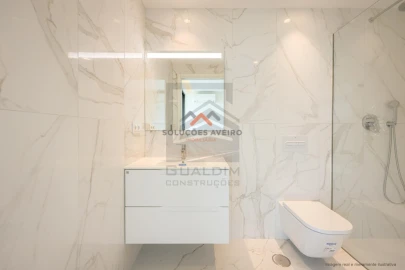 Apartamento T3 para Venda em Glória e Vera Cruz