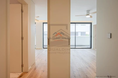 Apartamento T3 para Venda em Glória e Vera Cruz