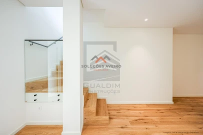Apartamento T3 para Venda em Glória e Vera Cruz