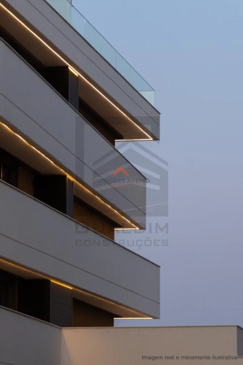 Apartamento T3 para Venda em Glória e Vera Cruz